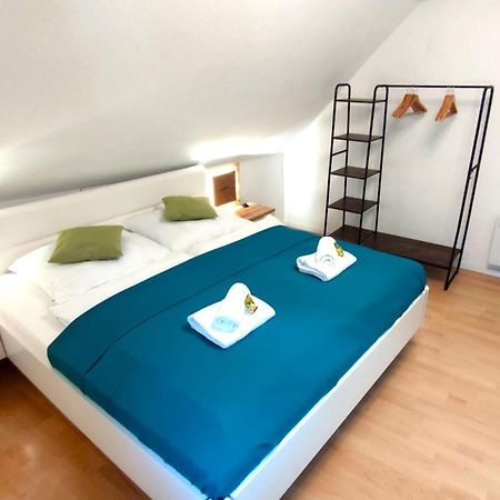 Im Herzen Der Altstadt Vaihingen-sur-l'Enz Extérieur photo